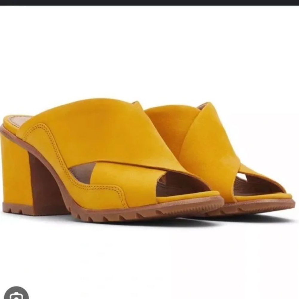 Sorel Women's Nadia Leather Mules